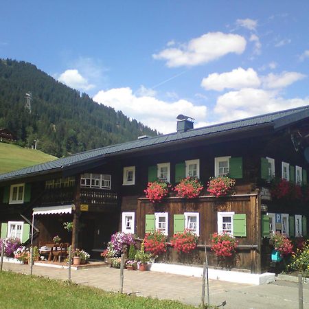 Schusterhof Villa Mittelberg Buitenkant foto